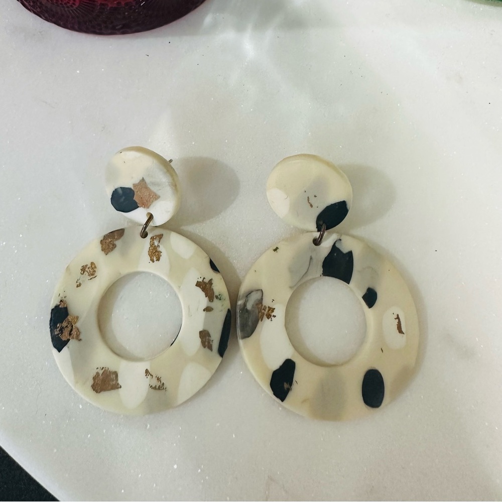 Multi colored circle earrings